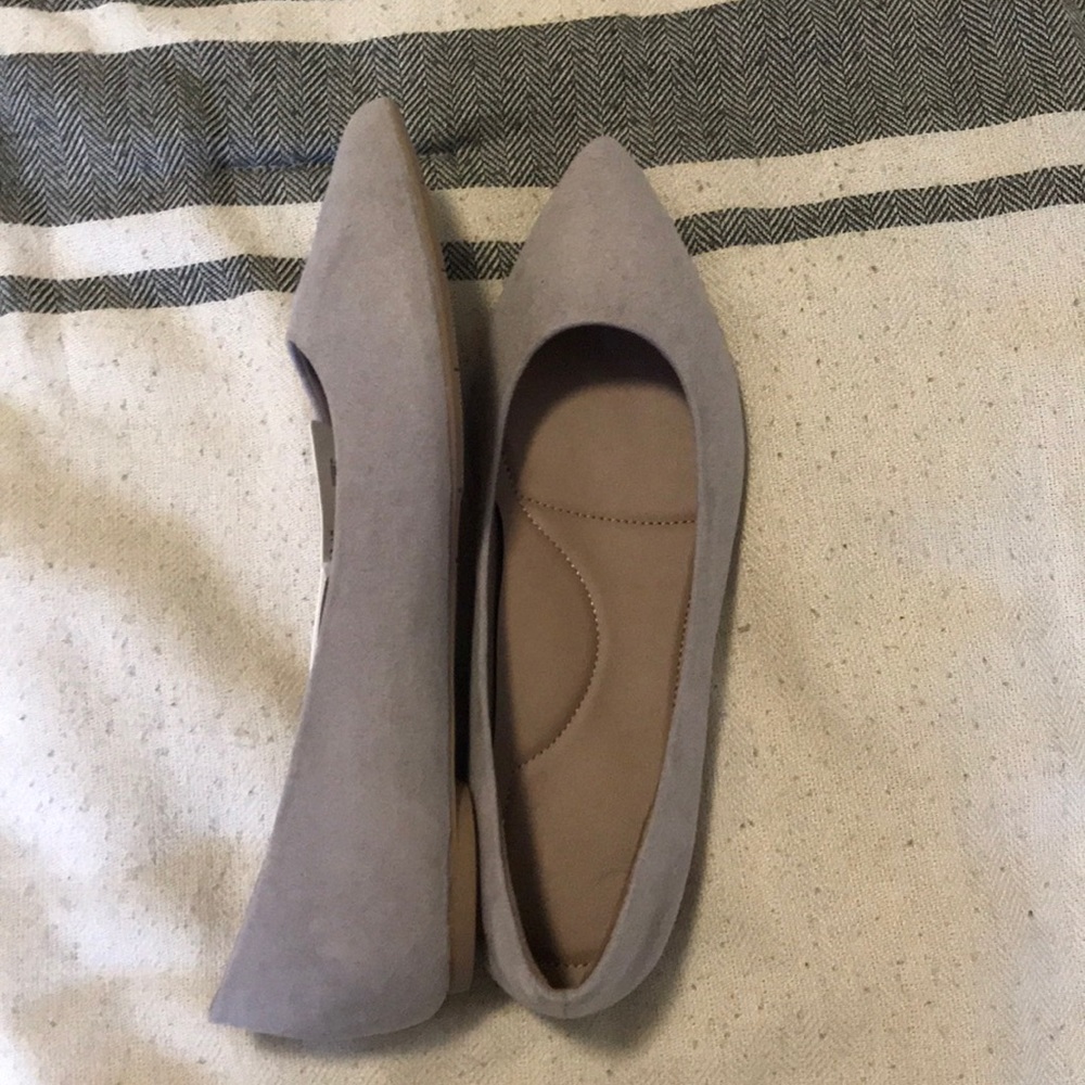 NWT! Uniqlo pointed toe flats - never worn!